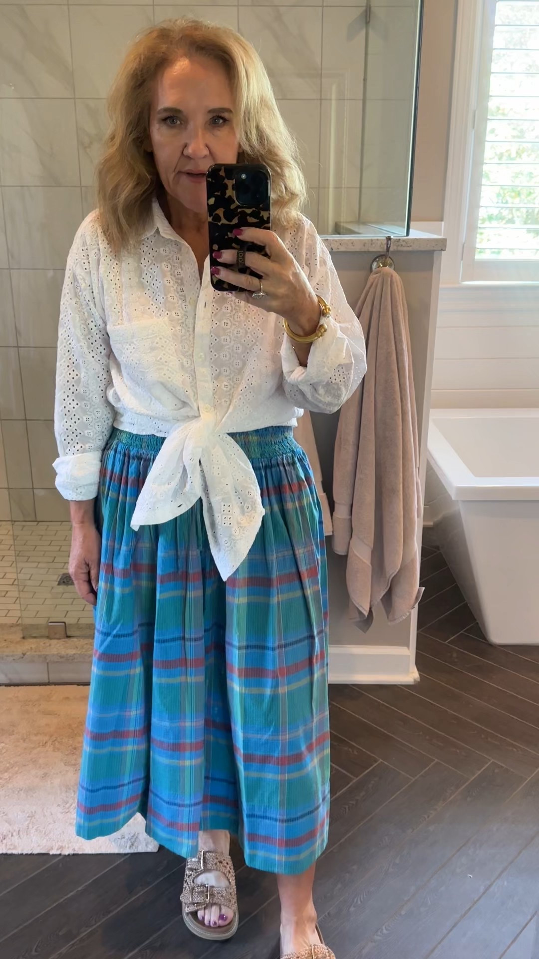 Walmart skirt I did size down to a small
LOFT eyelet blouse size medium  it is a oversize/tunic blouse. Really great for a third layer in the summer when it’s warm. And just fine on its own.

No jewelry today not for the doctors office.