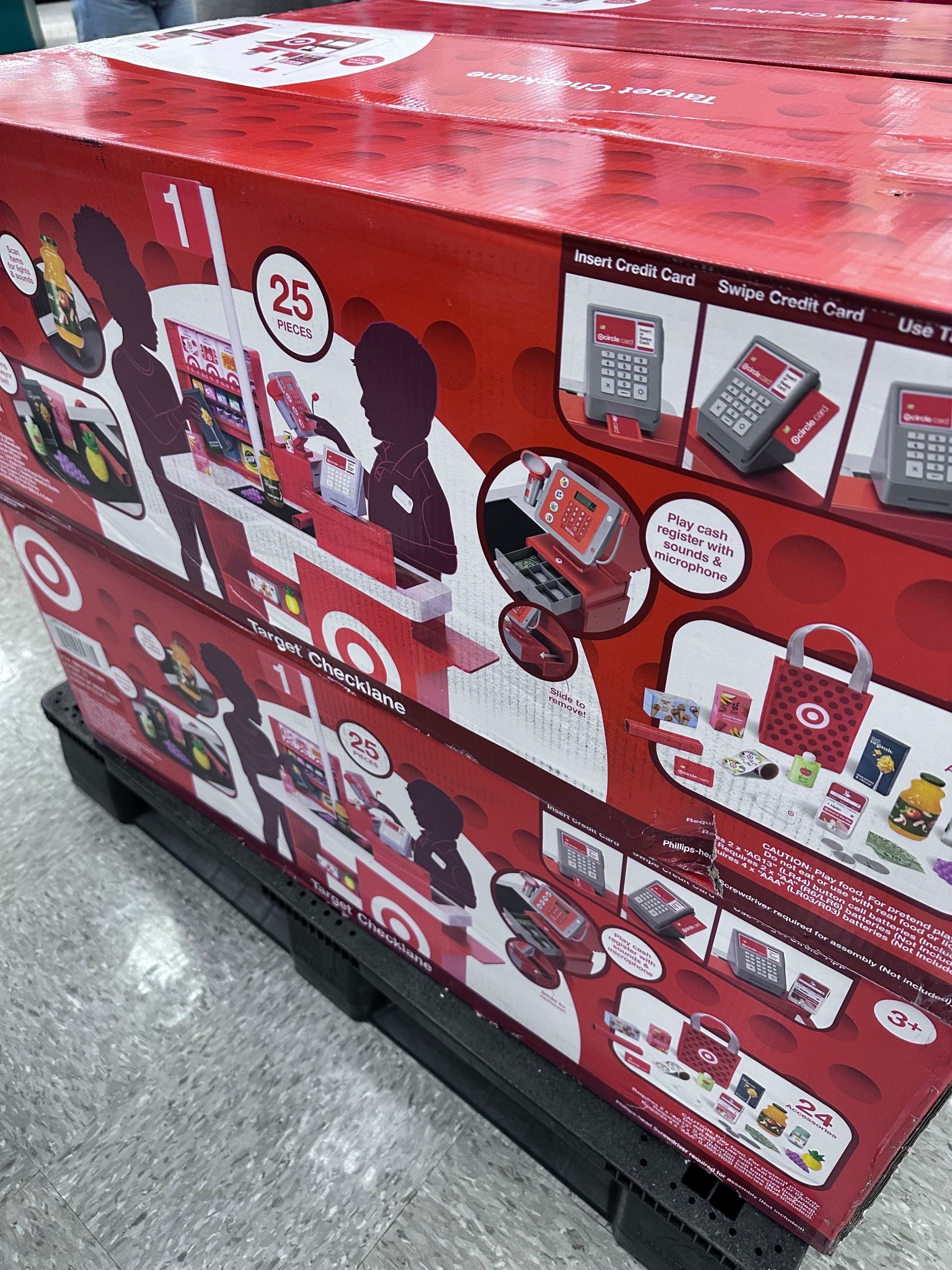 I am obsessed with the target branded play sets for kids! They are so adorable and a lot of them aren’t a bad price!

#LTKHoliday #LTKGiftGuide #LTKKids