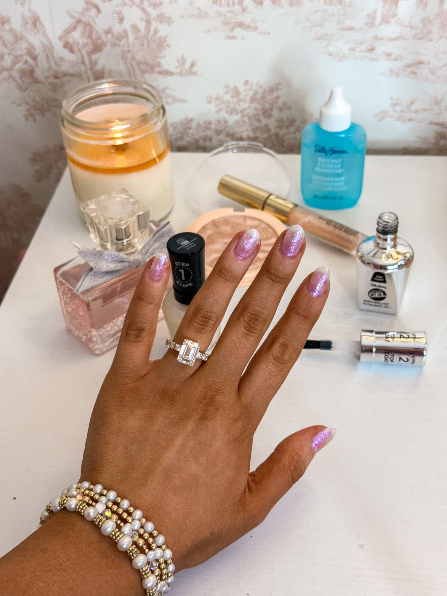 #AD New Year’s Eve prep starts with the mani 🤍I used the @sally_hansen Instant Cuticle Remover to smooth everything out, filed my nails, then added “Twinkle Whites” from the Miracle Gel line, the perfect soft glitter for NYE ✨ Finished with the Shiny Top Coat for that salon-quality glow at home 💅No UV lamp, 3 easy steps, 100% vegan, and quick-dry because the countdown won’t wait 🕛 #SHPartner #SallyHansenPartner #TargetPartner #Target @target @Shop.LTK #liketkit

#LTKHoliday #LTKBeauty