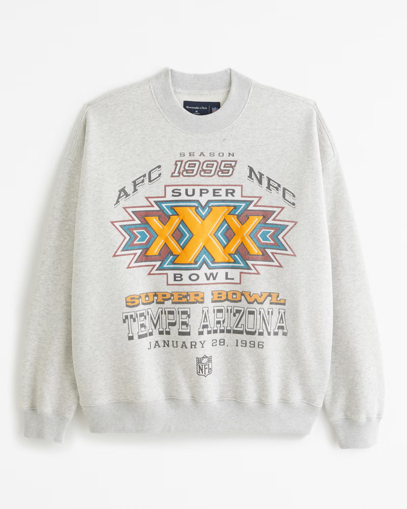 Abercrombie & Fitch Men's Vintage Super Bowl Graphic Crew Sweatshirt in Light Heather Grey - Size XS | Abercrombie & Fitch (US)