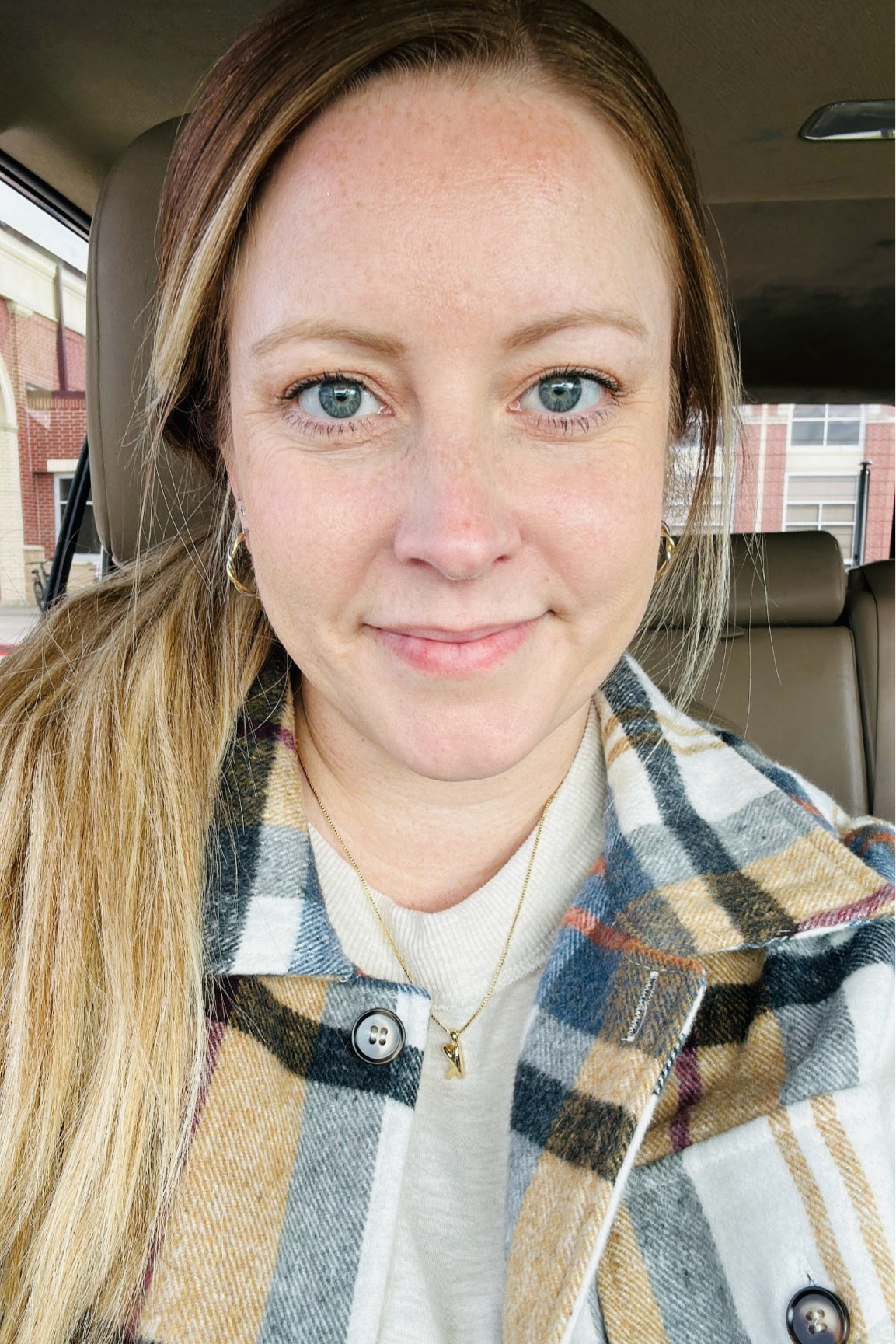 Minimal Makeup + Dash of Jewelry just makes ya feel better & put together. 
#jewelry #makeup #naturalmakeup #casual

#LTKSeasonal #LTKBeauty