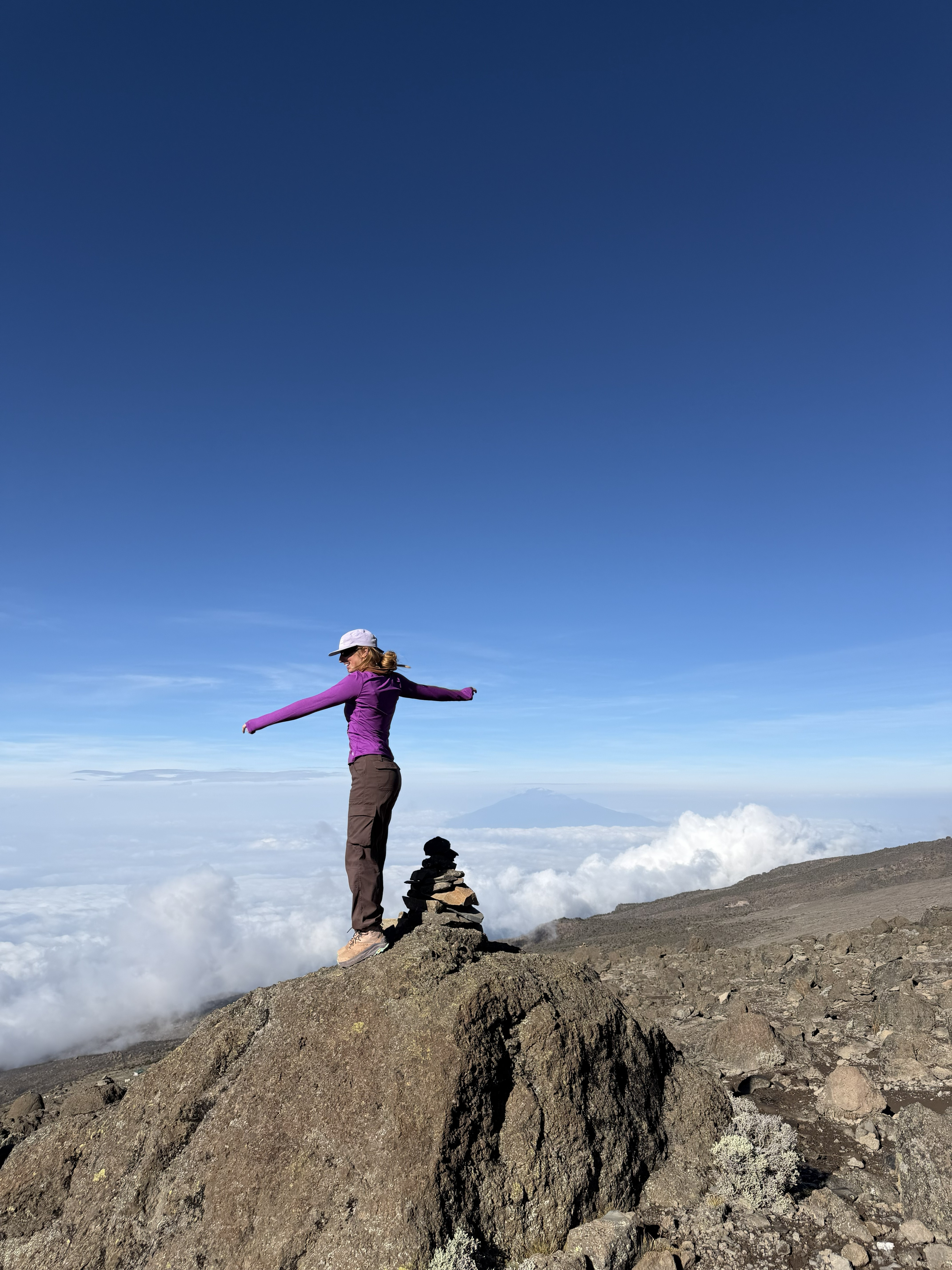 Above the clouds in my favorite hiking layers ☁️⛰️ Lightweight REI base layers, comfy trail pants, and Altra boots made for the perfect summit day! 

 #LTKActive #LTKTravel