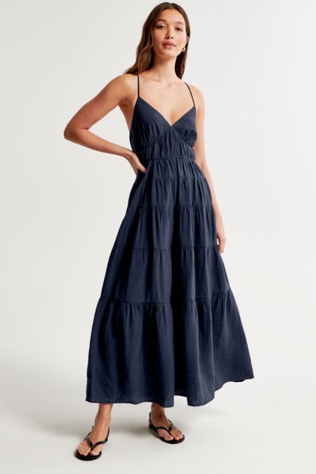 this week and last week’s best seller!! it’s the perfect summer dress :) 

#abercrombie #abercrombiedress #maxidress #navydress #summerdress

#LTKover40 #LTKmidsize #LTKSeasonal