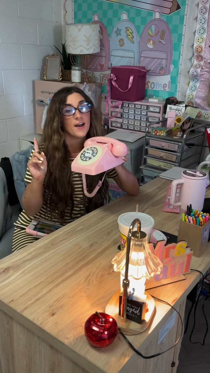 TATTLE PHONE PART 3 📞🎀🌈📓📝

@tellytalephone is the best!!!!! It helps cut down on wasting time during instruction!!

#LTKdayinmylife #LTKgrwm #LTKxAerie