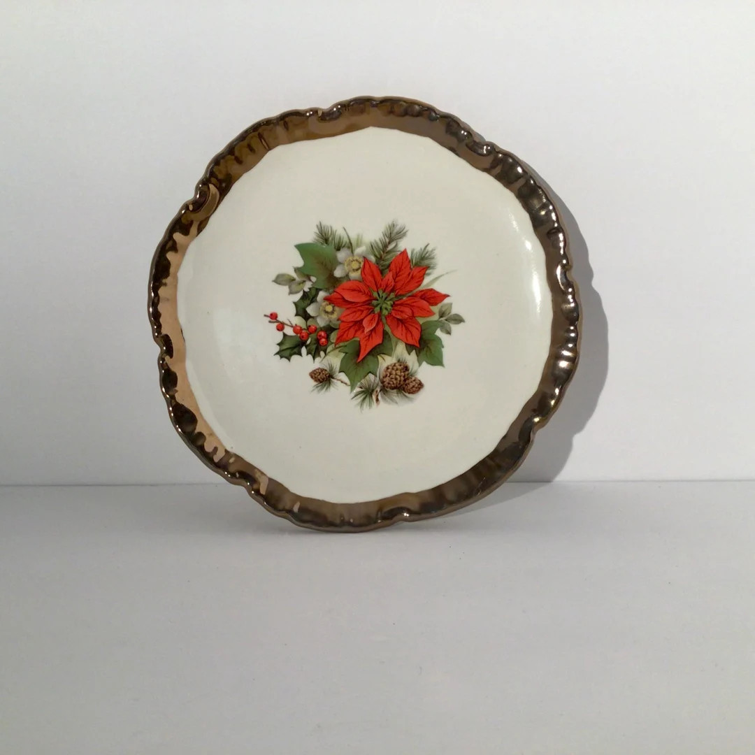 9 Vintage Gold Rimmed Poinsettia Christmas Plate - Etsy | Etsy (US)