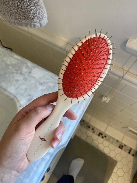 My hair colorist recommended this brush and wow, it’s amazing and feels so good

#LTKbeauty #LTKfindsunder50 #LTKfindsunder100