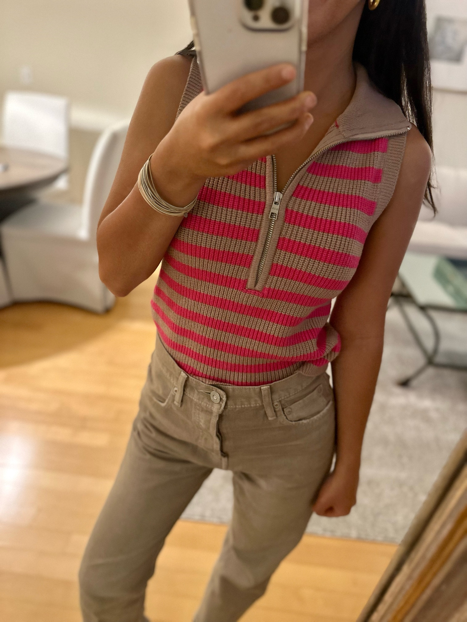 When it is 65 in the AM and 80 in the PM 🥹Sleeveless sweaters are must when living in the south. @525america kills it every time for transitional knits. I paired it with @moussyofficial tan denim which I will be wearing on rotation this fall.                               

Linking everything to my page 🤍

#LTKstyletip #LTKSeasonal