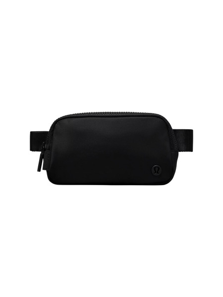 Everywhere Belt Bag Mini | Lululemon (US)