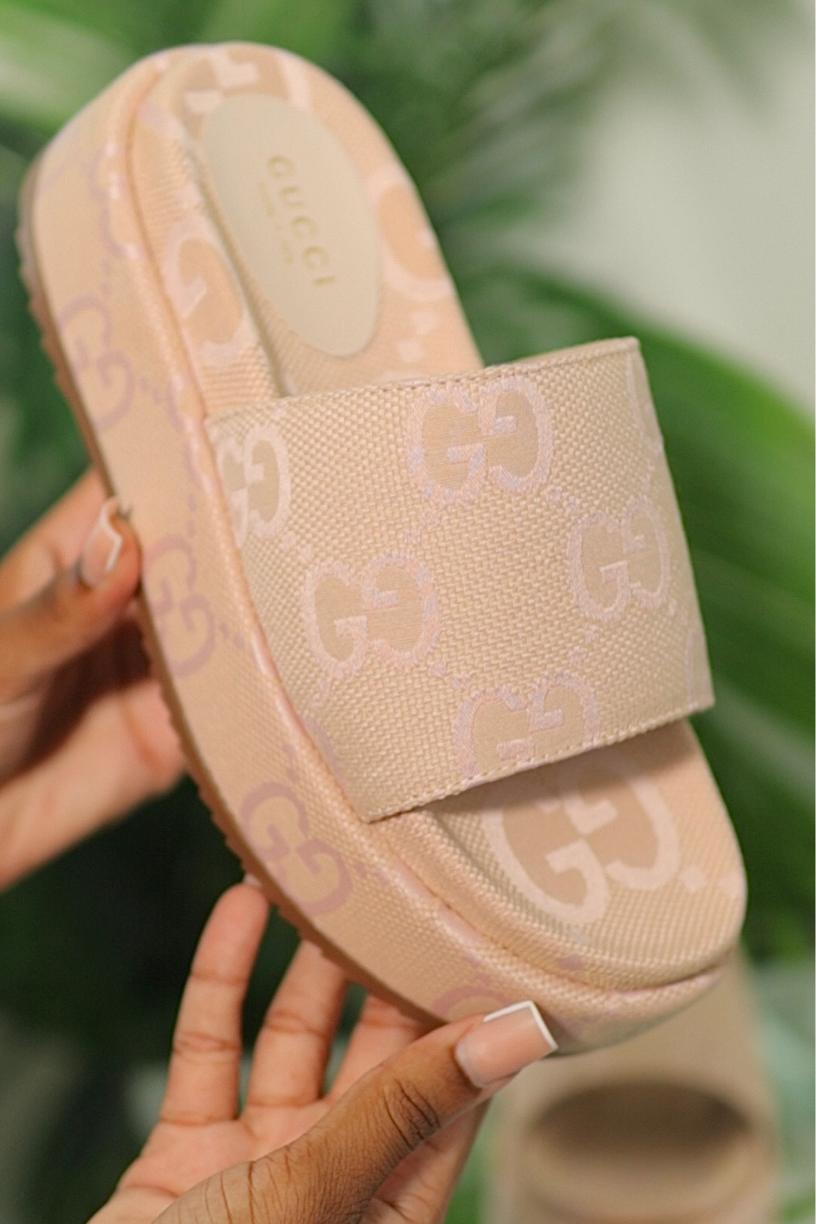 Gucci platform slides 
Color #5 (apricot/pink canvas)

Summer slides sandals | affordable fashion finds | affordable luxury | 


#LTKshoecrush #LTKunder100