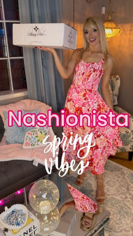 I am officially a Nashionista with my new pieces from Patricia Nash! This Luni Tote in the Italian Woven is perfect for spring and summer dresses. The Lion heart ring is a great accessory with special meaning. I also linked up a few other woven bags I was eyeing! 

#LTKstyletip #LTKSeasonal #LTKitbag