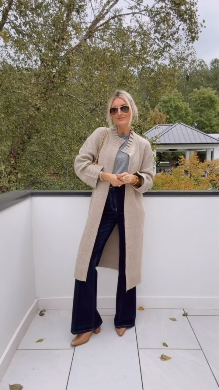 I have this long cardigan in two colors! I love the collar! Have been styling it with jeans and leggings! Wearing S in cardigan & 25 in jeans!

Loverly Grey, Amazon, long cardigan, dark wash jeans, wide leg jeans, Walmart, fall outfit inspo 

#LTKootd #LTKSeasonal