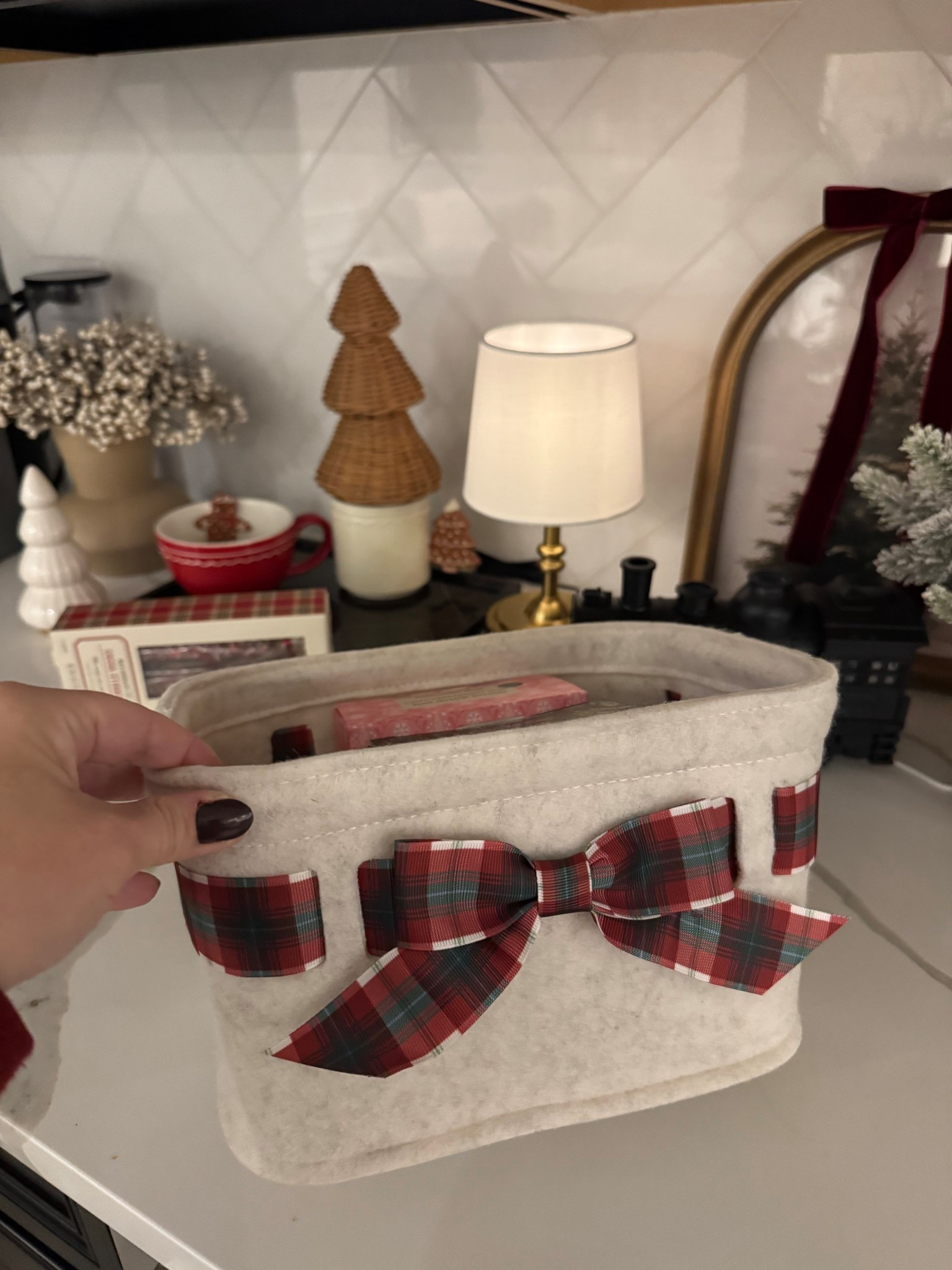 The cutest $10 gift baskets!

Target, Christmas, gift basket, gift idea, gift, Target find, 

#LTKHome #LTKHoliday #LTKGiftGuide