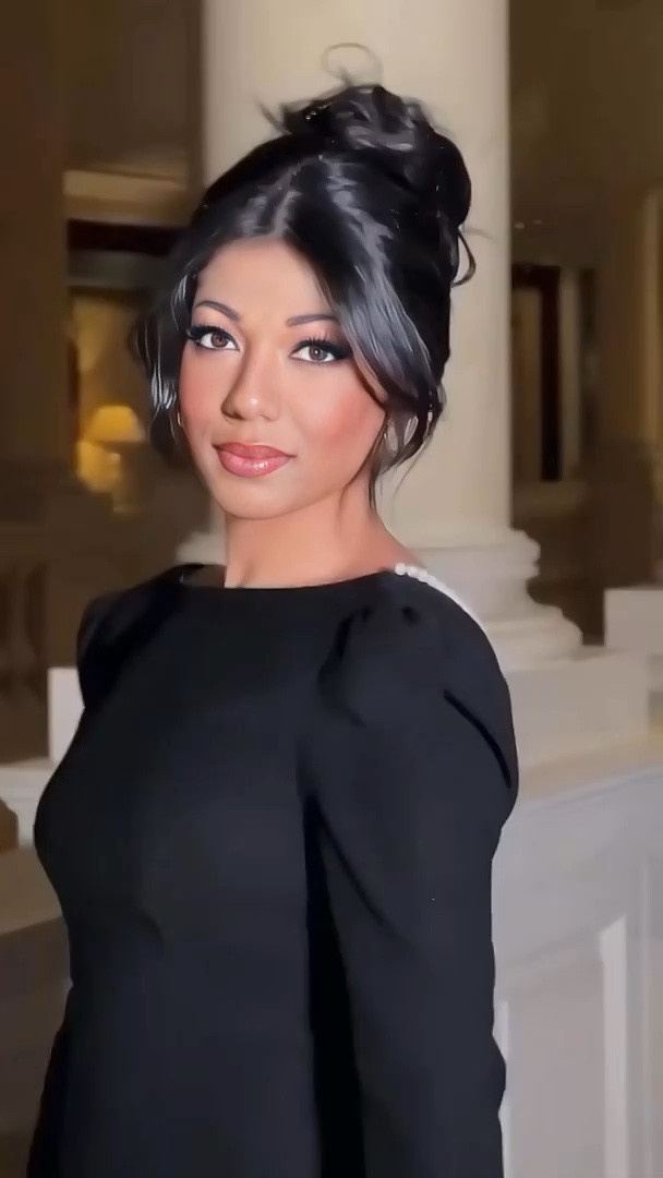 Chanel a girls best friend!  

https://rstyle.me/+615WipGet_ylqUmEPOGtIQ
#chanel #BlackDress #Pearls #DiamondsAndPearls #KimChiko #AIModel #SophiaAI #KimKardashian #KendallJenner