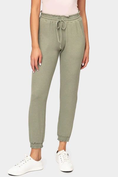 Rachel Ruffle Detail Cozy Fleece Jogger | Gibson