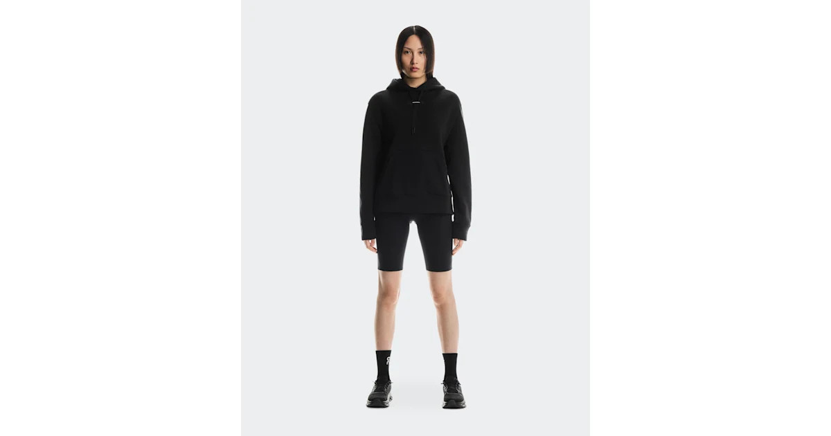 Women's Focus Tech Hoodie Black | On.com (US)