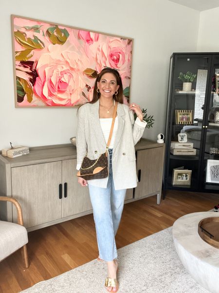 NYC style

Workwear, casual workwear, spring fashion, spring style, what to wear, outfit idea , blazer outfits , spring workwear 

#LTKworkwear #LTKstyletip #LTKshoecrush