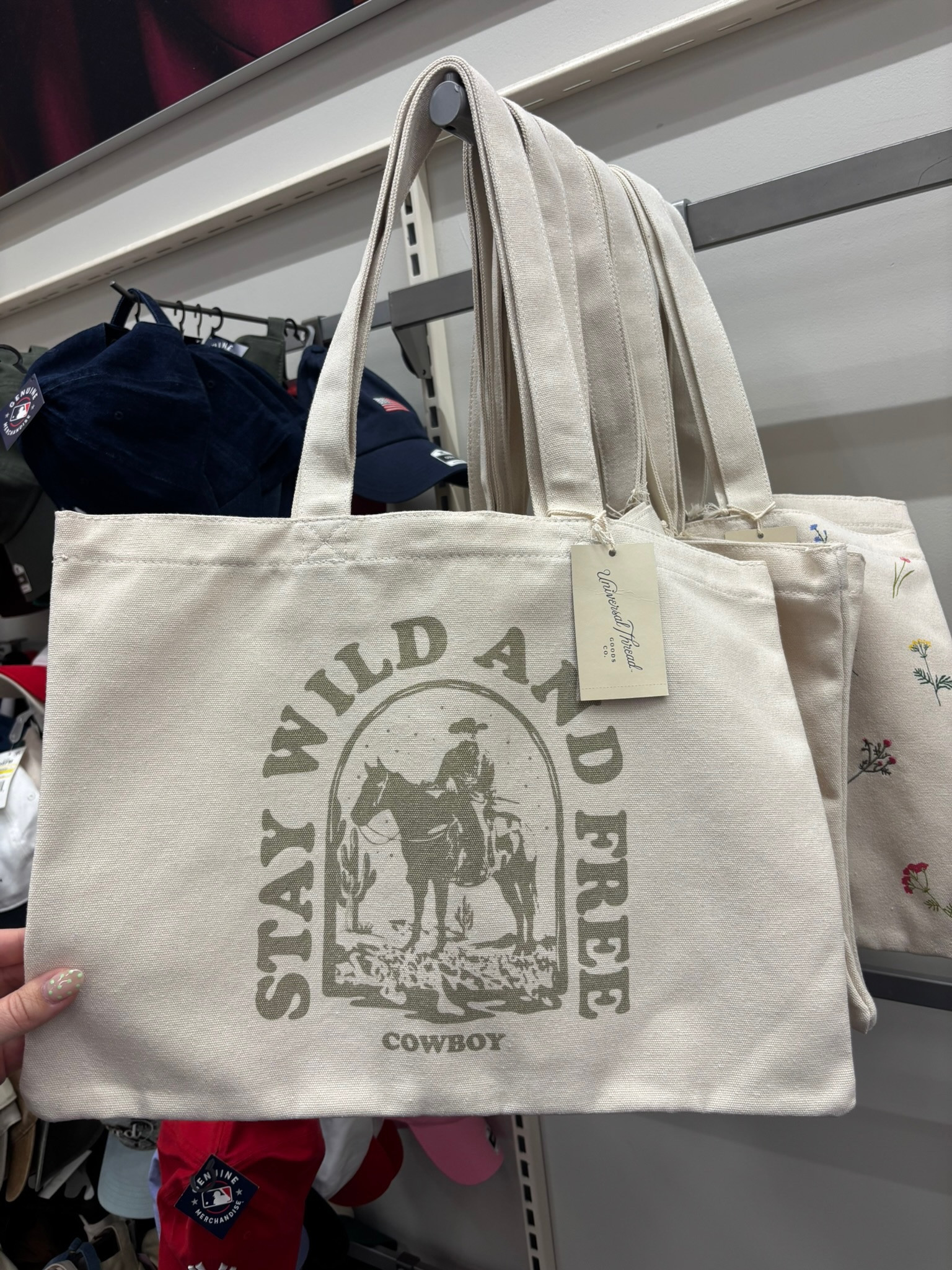 The cutest everyday tote 🤍✨
Perfect for errands, ball games, or tossing everything in and heading out!

Spring, bag, travel, vacation 

#LTKSeasonal #LTKTravel #LTKmomlife