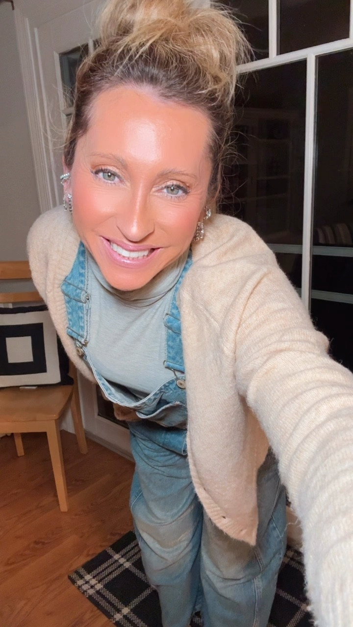 I’ll just never stop loving overalls… I loved them as a kid and honestly it’s still going strong… add a few fun light layers and a killer shoe… I can’t count the number of times I’ve worn these pieces… 

Use code LINDSAYJ10 for Made By Mary jewelry 
Code ANOTHER_DAY_ANOTHER_OUTFIT for James Michelle jewelry 

Free people, women’s fashion, spring outfits 

#LTKgrwm #LTKootd