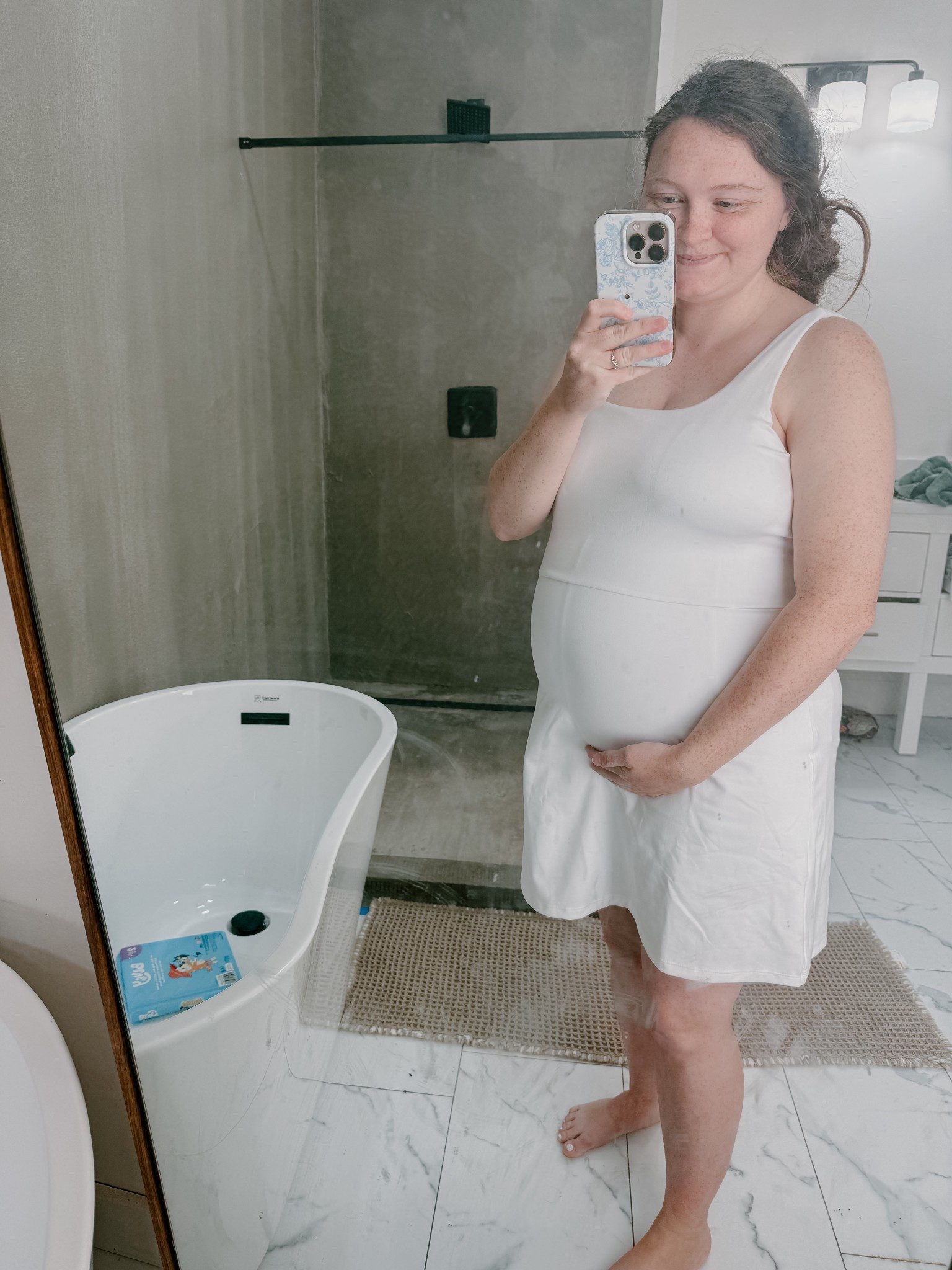 Women’s one piece golf dress! This isn’t a maternity dress but it’s definitely stretchy enough to be maternity friendly. Wearing some Large to accommodate the bump! 

#LTKBaby #LTKBump #LTKActive