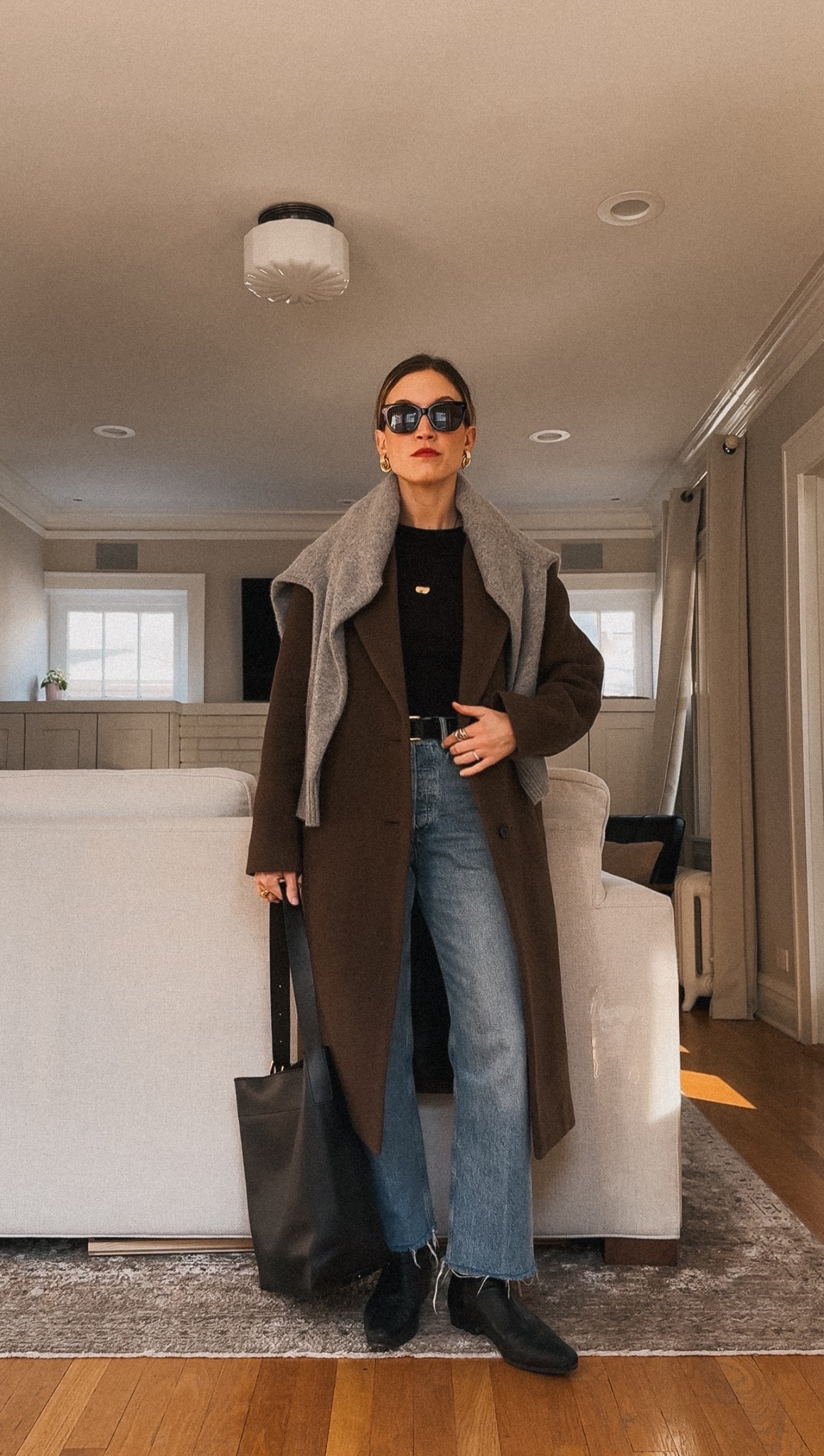 Look of the Day // 2.13

Madewell tee, XS, TTS for a slim fit. Aritzia coat, XS, TTS. Agolde denim, 24, I took my smaller size. Bared Footwear boots, TTS. Quince gray sweater, XS, TTS for an oversized fit. Madewell bag. Quince sunglasses. Heaven Mayhem earrings and necklace. Mejuri ring and Sézane ring  

#LTKootd #LTKOver40 #LTKPetite