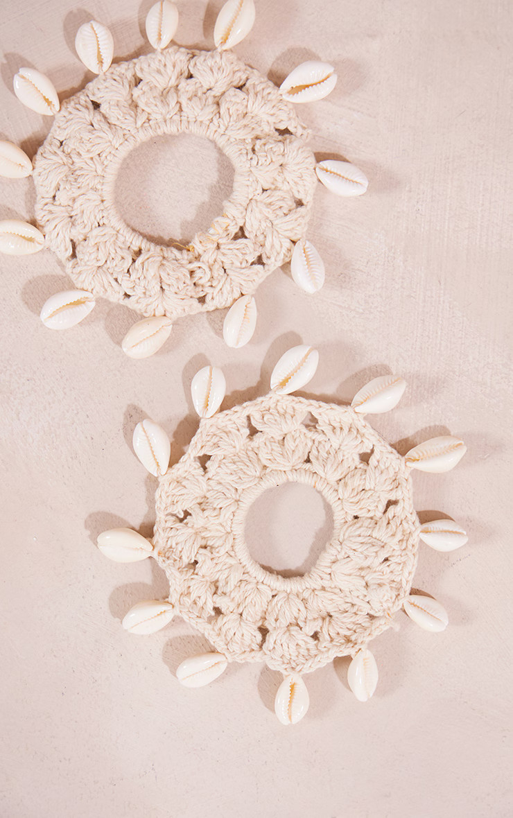 Cream Crochet Shell Scrunchies 2 Pack | PrettyLittleThing UK