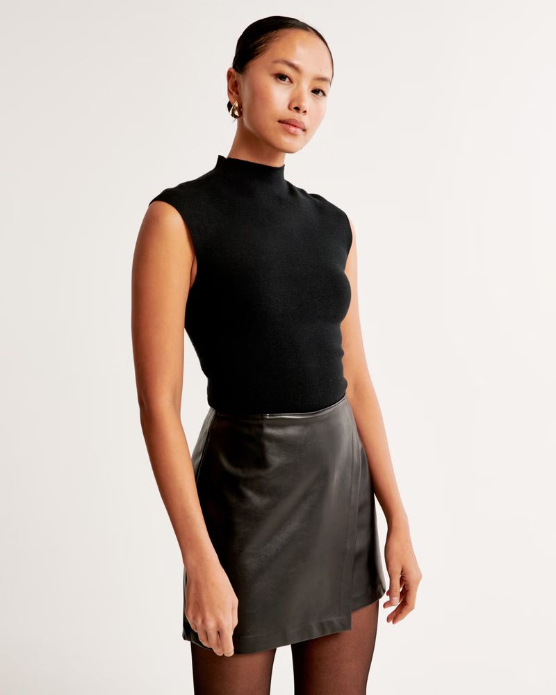 The A&F Scarlett Vegan Leather Wrap Mini Skort | Abercrombie & Fitch (US)