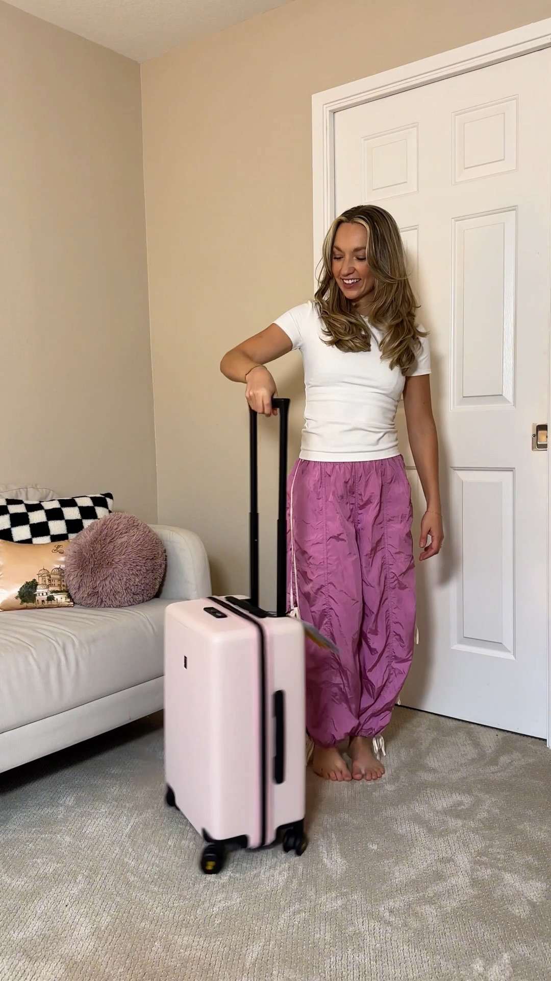 Unboxing my new carry-on and I’m obsessed! 🧳💕

#LTKGiftGuide #LTKCyberWeek #LTKTravel