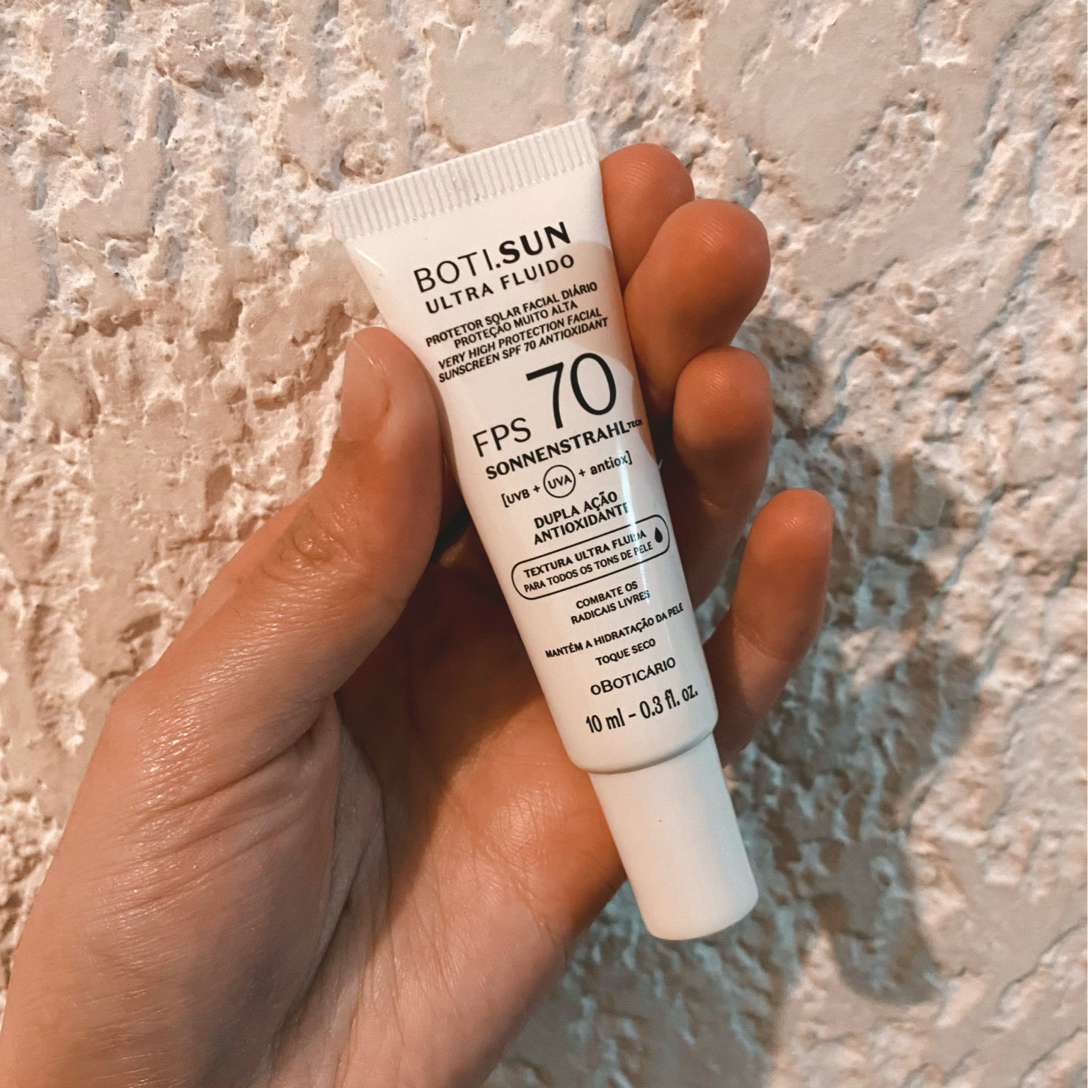Protetor Solar o Boticário Boti Sun FPS 70 Fator 70. Protetor Solar mega leve e não deixa a pele esbranquiçada, nem da pra sentir que está usando um produto no rosto! Perfeito! 😍

#LTKbrasil #LTKbeauty