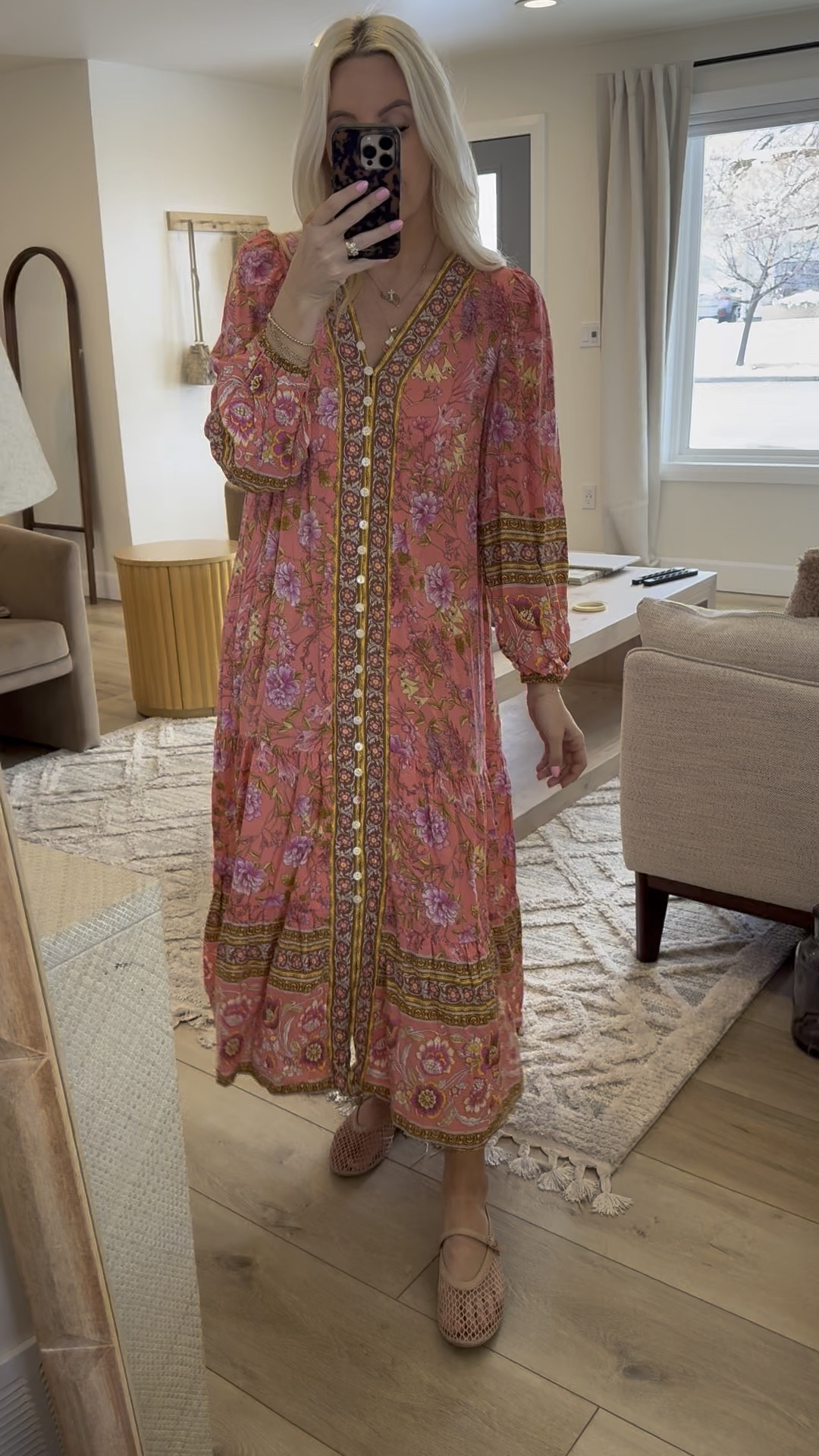 Love the colors of this one! 

#LTKStyleTip #LTKFindsUnder50 #LTKFindsUnder100