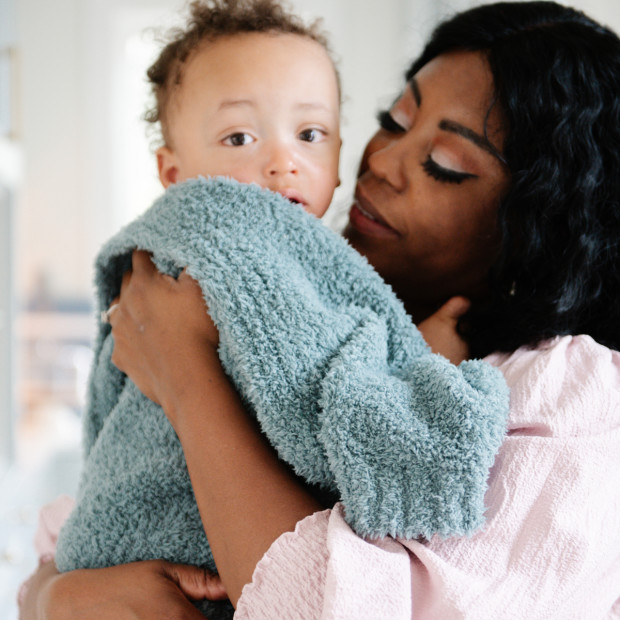 Saranoni Bamboni Receiving Blanket in Spruce | Poly | Babylist