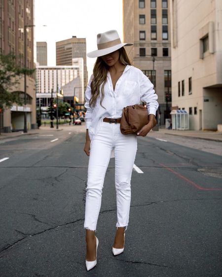 White outfits for spring
White linen shirt
Levi’s white jeans 
Bottega veneta the pouch bag 



#LTKfindsunder100 #LTKstyletip #LTKsalealert