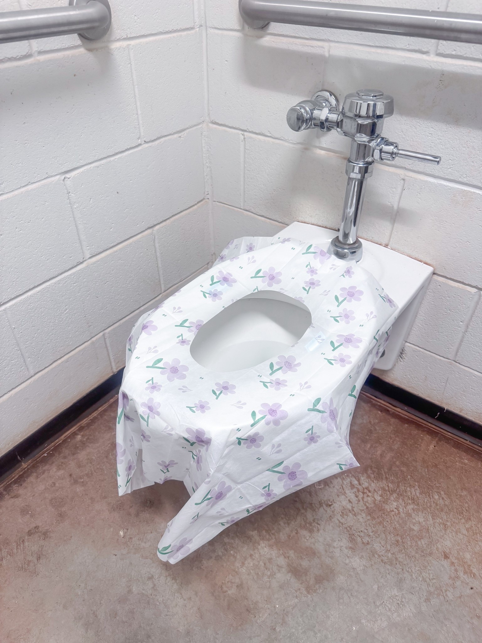 Toliet seat covers 