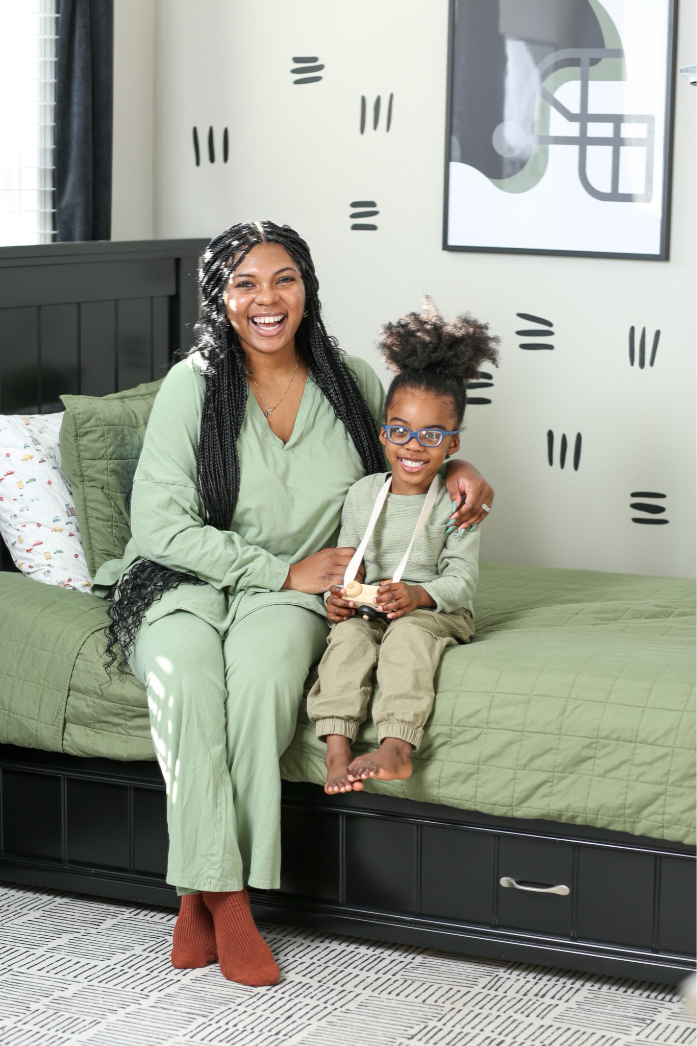 Love this green for spring! Spring bedding, spring family outfits! 

#LTKfamily #LTKkids #LTKhome