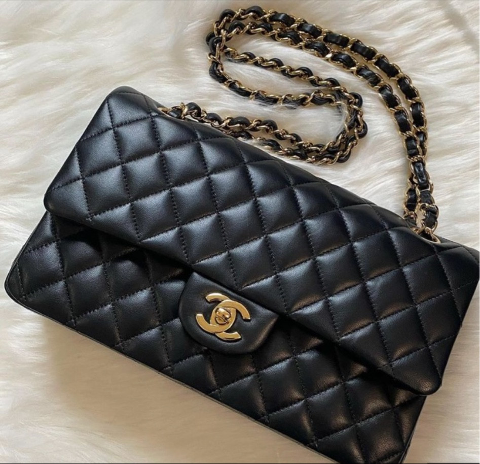 Chanel medium flap  🖤 $73 https://bit.ly/3jpnscL #dhgate dhgate

#LTKunder100 #LTKFind #LTKSale