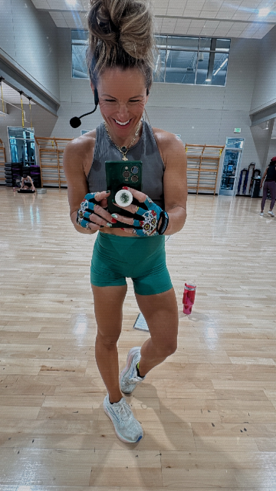 You don’t need perfect conditions.
You need conviction.
Lace up. Hydrate. Move.
This Tuesday counts. So do you.


#LTKfitnessgoals #LTKmorningroutine #LTKdayinmylife