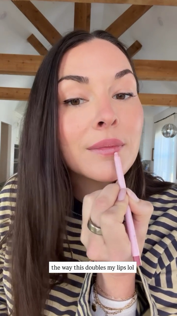 the way this doubles my lips😍@tartecosmetics grab my fav liner while on huge sale! color MUAVE

#LTKgrwm #LTKmorningroutine