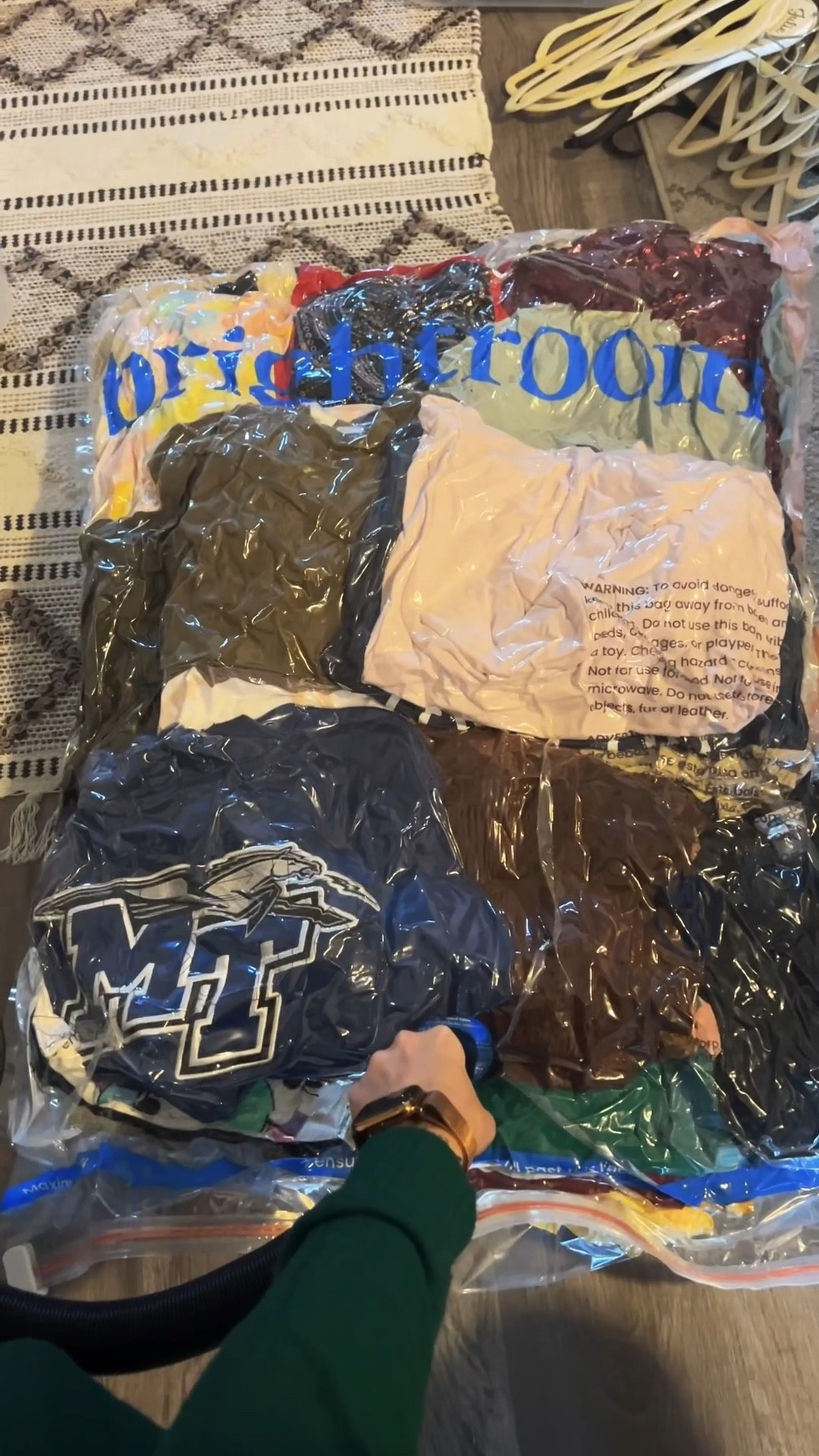 These compression storage bags were life savers!!!!!! 

Storage / compression bags / vacuum seal bags / vacuum seal clothes bags / storage finds / target finds / travel finds / travel 


#LTKfindsunder100 #LTKhome #LTKfindsunder50