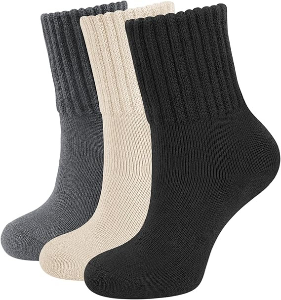 CLOSEMATE Womens Thick Full Cushioned Thermal Warm Boot Socks for Winter 3 Pairs | Amazon (US)