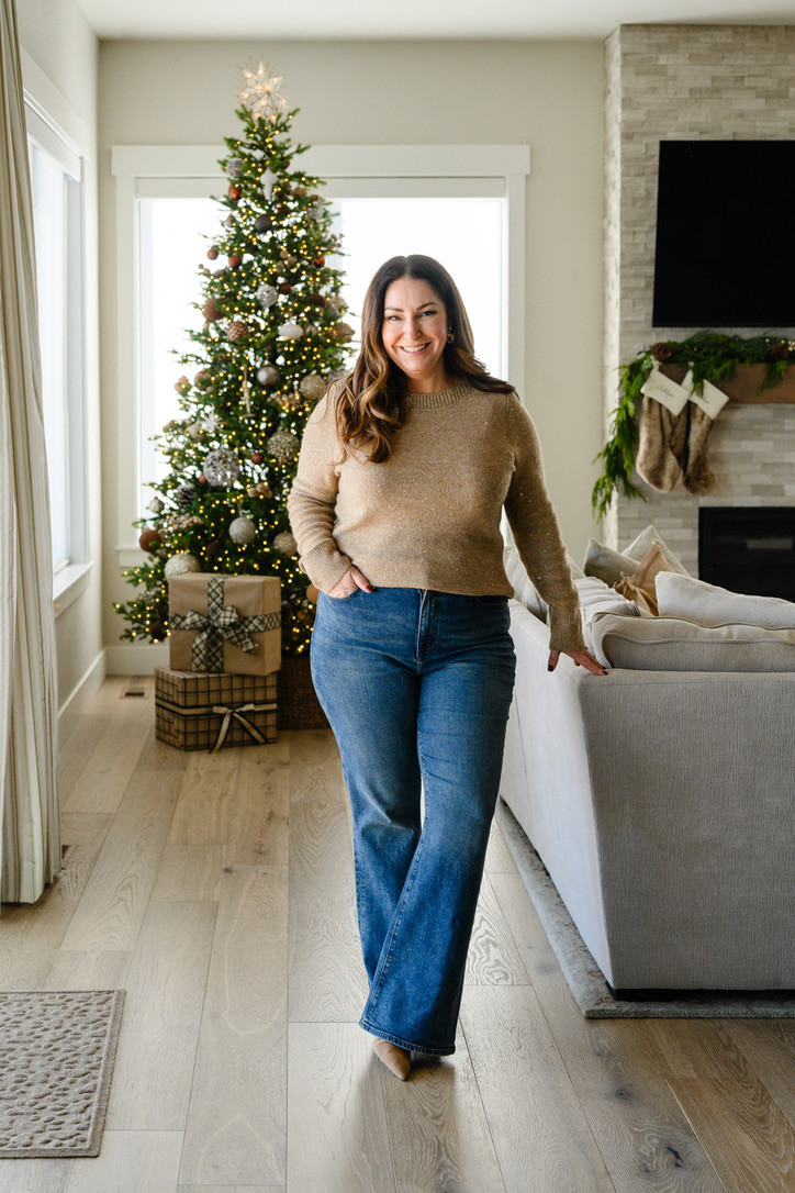 Holiday sweater with sequins but not scratchy wearing large. Jeans size up if inbetween, 32

#LTKHoliday #LTKSaleAlert #LTKMidsize