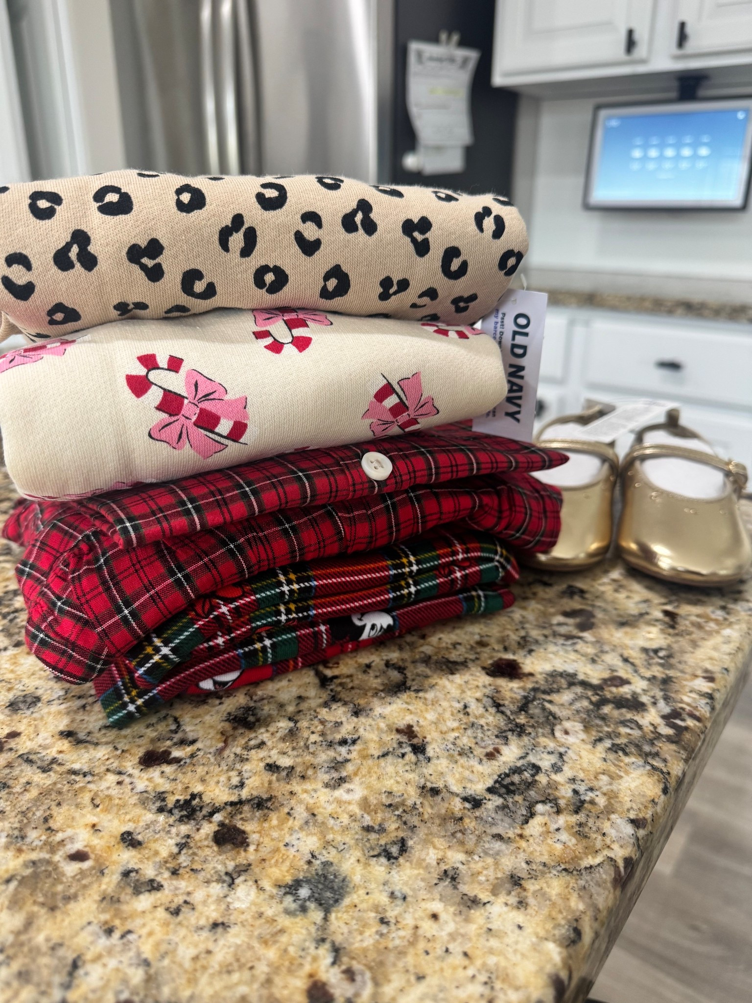 Don’t sleep on Old Navy, especially their holiday stuff for kids!! 

#LTKKids #LTKHoliday #LTKFamily