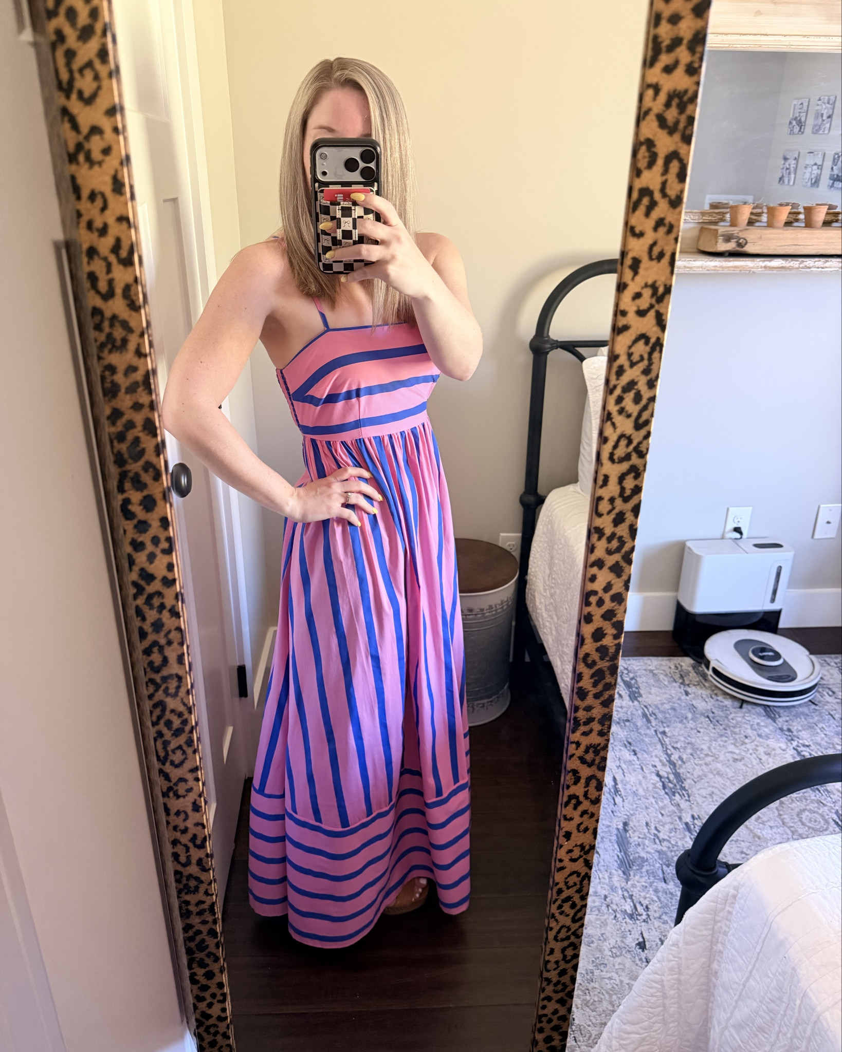 I’m obsessed with this maxi dress! I’m only 5’1” but with some wedges, this dress hits me perfectly. I’m in an XS and I love the cutout on the back too. Now I just need a tan and I’ll be good to go 🤣

#LTKgrwm #LTKootd #LTKPetite