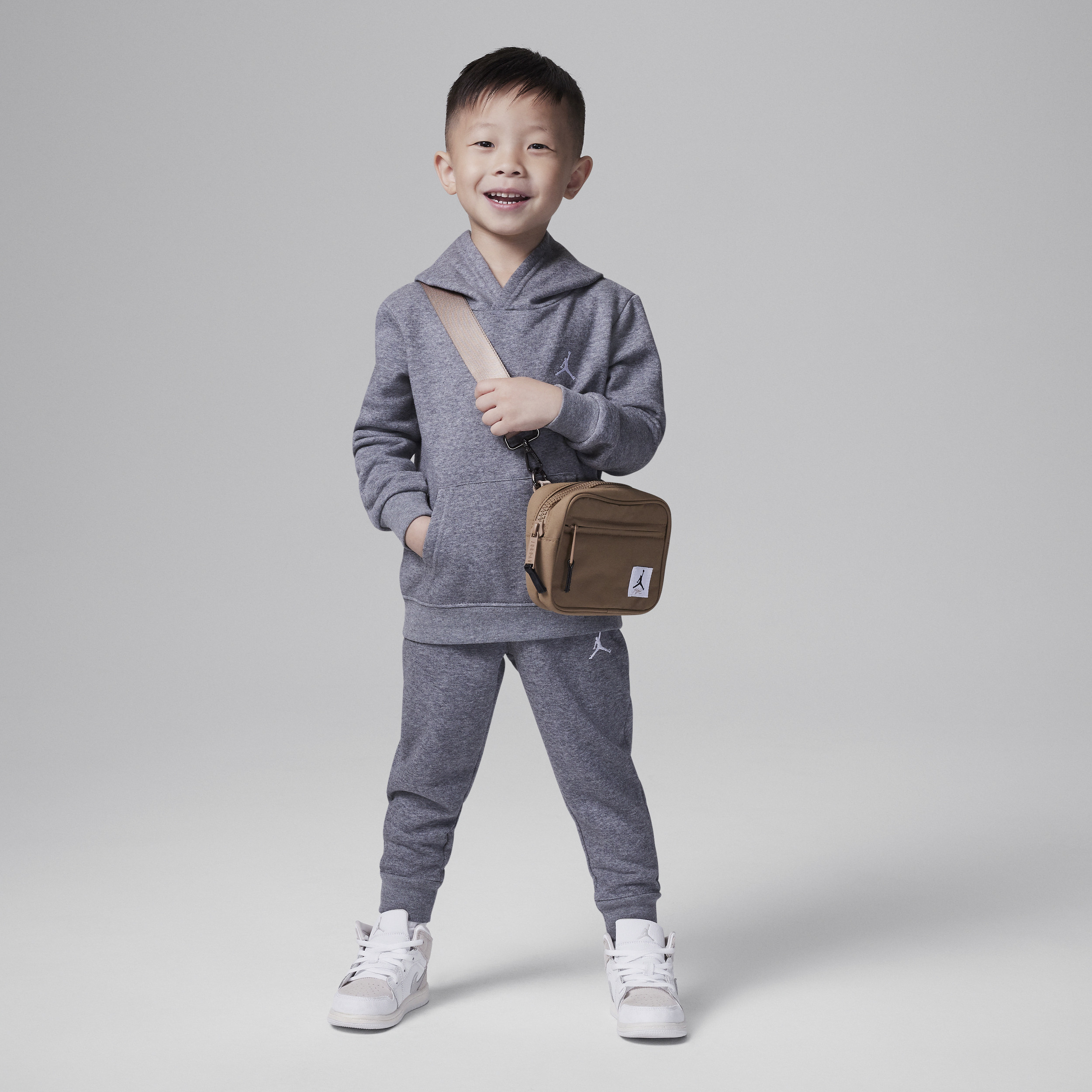 Jordan MJ Brooklyn Fleece Toddler 2-Piece Pullover Hoodie Set in Grey | 75D326-GEH | Nike (US)