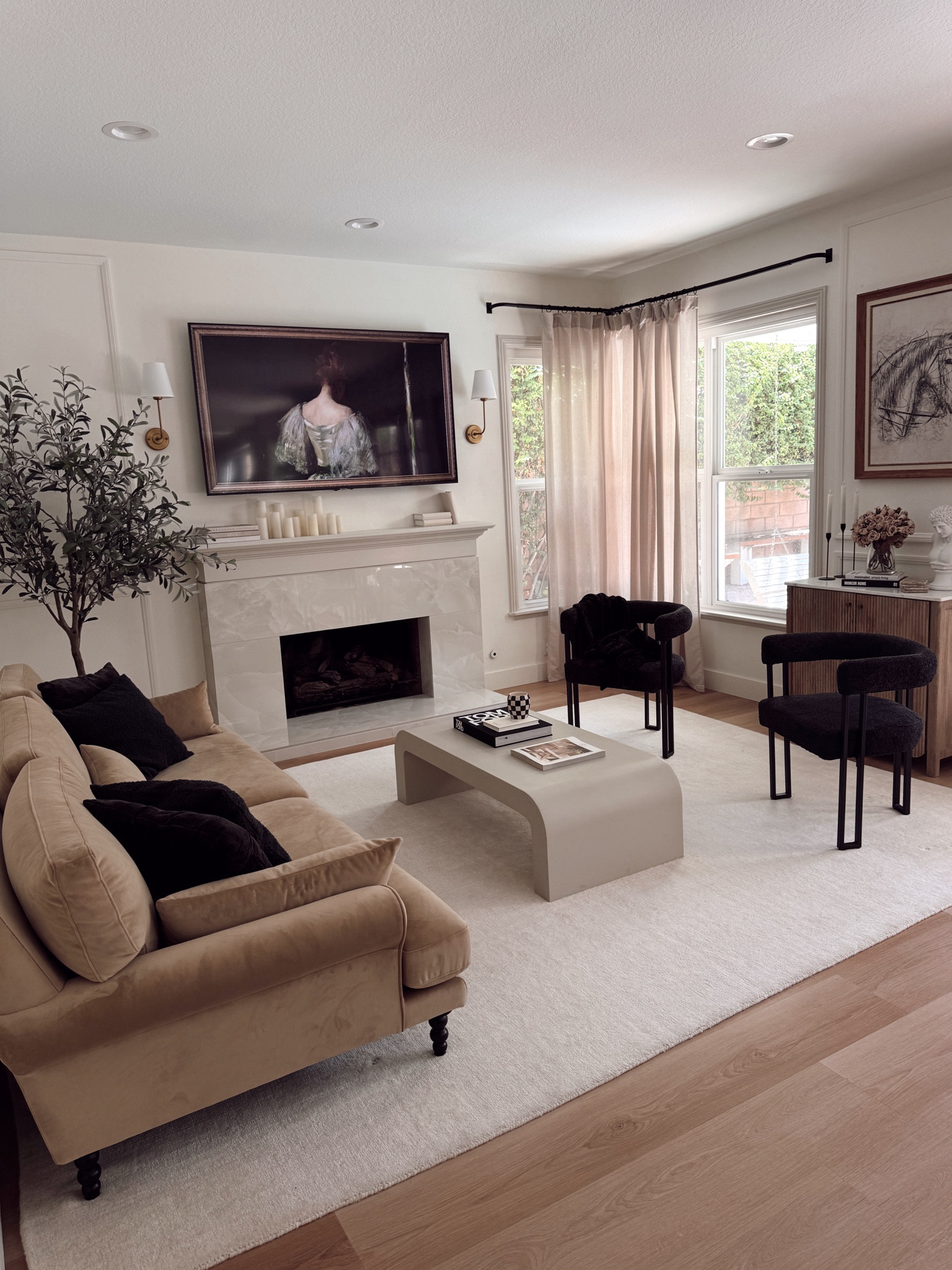 Living room • den decor • interior • Amazon finds • area rug • sofa • neutral decor • neutral home

#LTKHalloween #LTKHome
