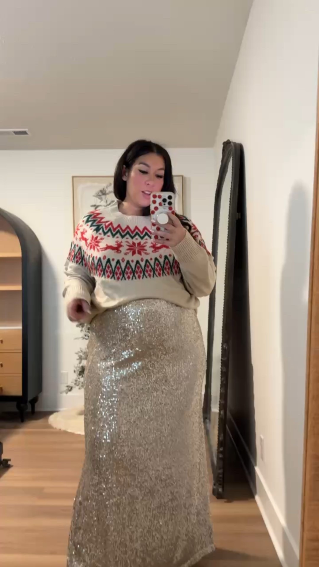 Midsize holiday outfit! Wearing a size 1X
-
-
-
Holiday party outfit, velvet dress, sequins, holiday trends

#LTKHoliday #LTKMidsize