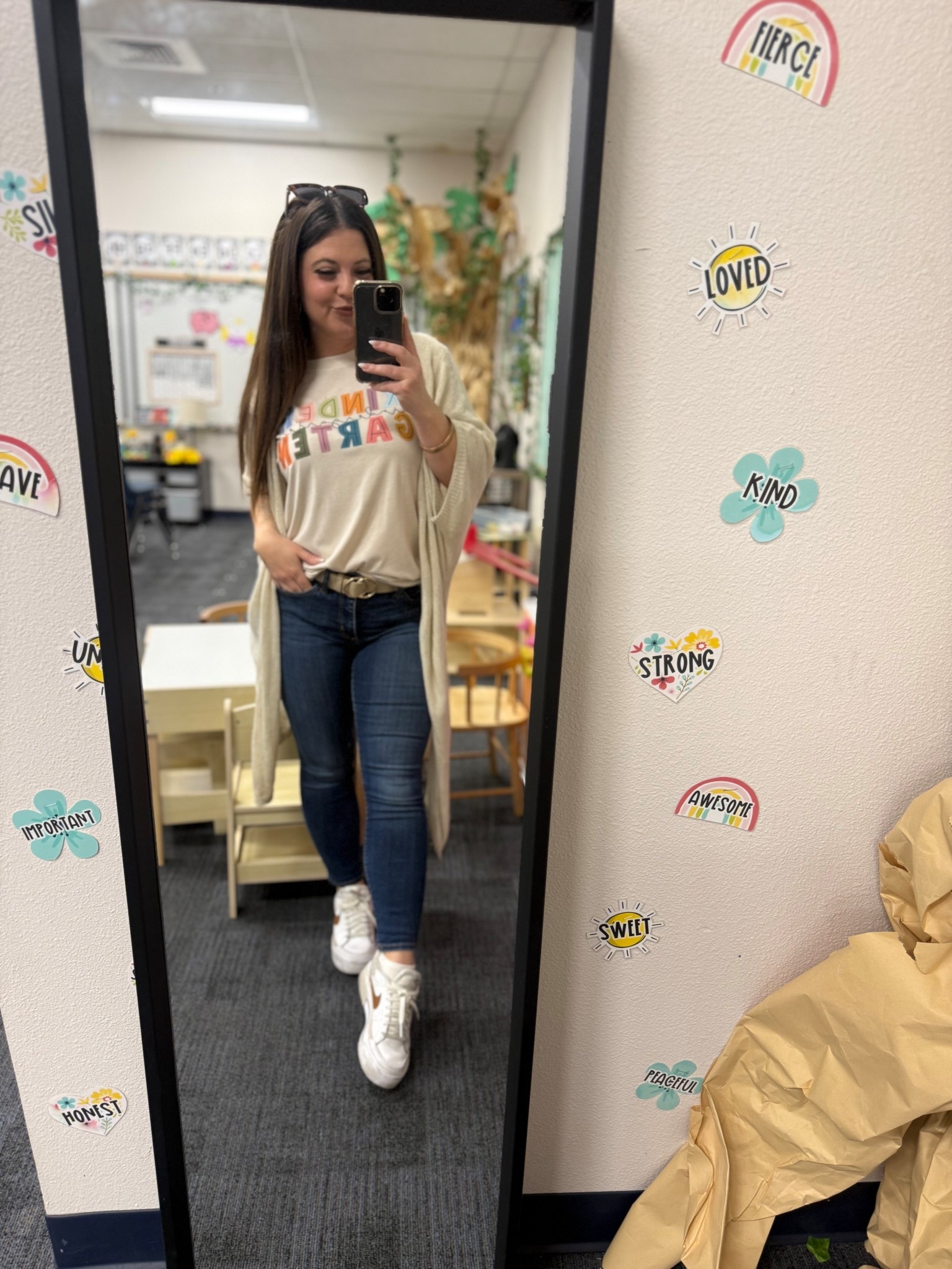 Kinder teacher fit 

#LTKdayinmylife #LTKgrwm #LTKootd