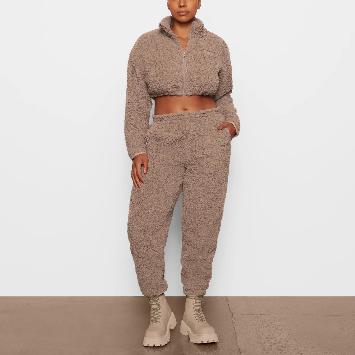 TEDDY ZIP UP CROP JACKET | SKIMS (US)
