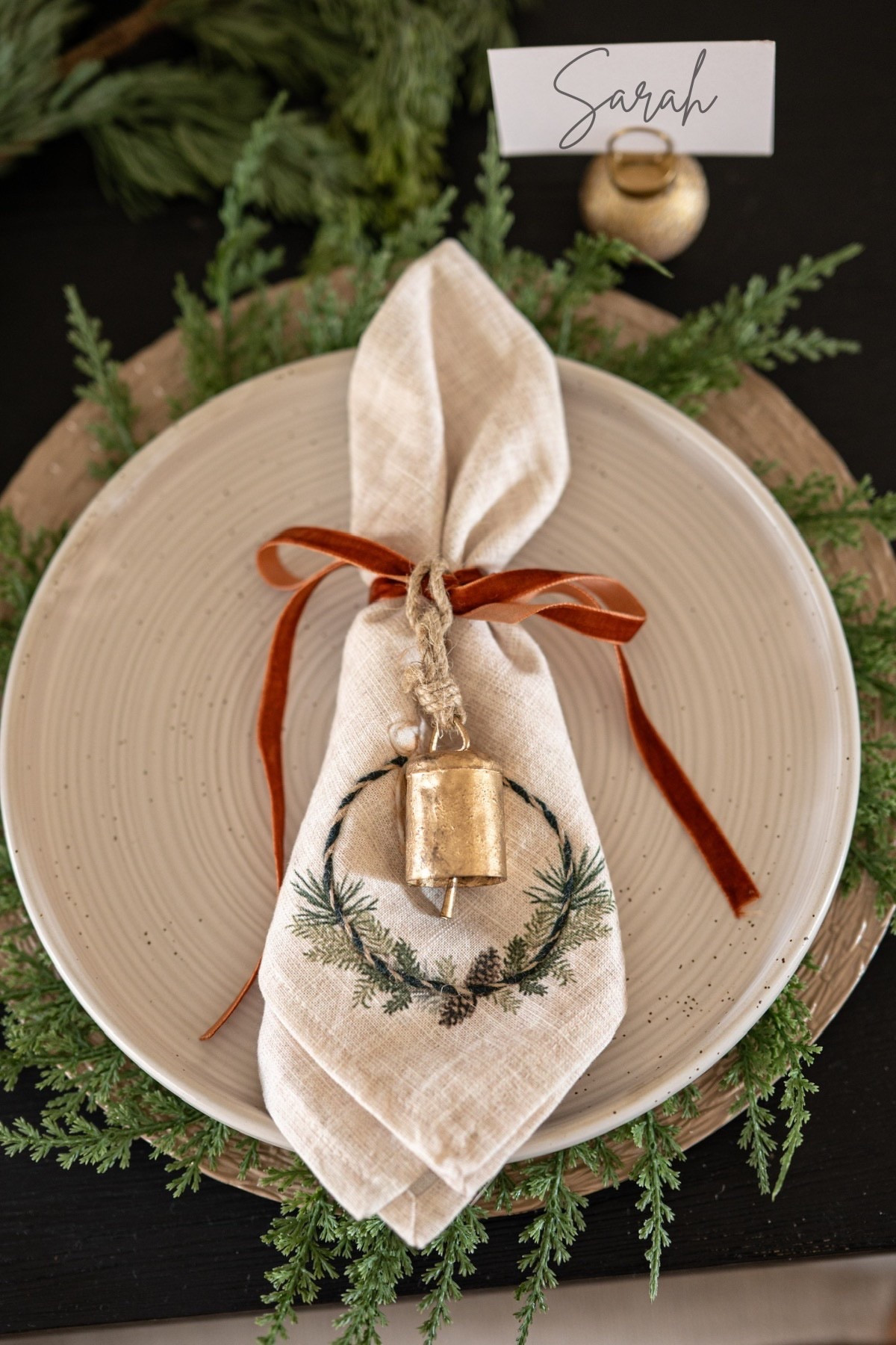 ✨ Want a festive table that feels intentional… not overwhelming?
This Modern Classic look blends neutral ceramic dishware, evergreen wreath chargers, golden place card ornaments, velvet ribbon napkin styling, brass bells, and soft candlelight for a warm yet minimal Christmas atmosphere.

#porcheandco #modernclassictablescape #holidaydiningideas #neutralchristmastable #evergreenwreathchargers #goldholidayaccents #brassbellstyle #linenholidaynapkins #tabledecorinspo #holidayhostingessentials

Do you want to bring our dreamy Modern Classic style interior design into your own home? 🏡 You’re in luck! Reserve our Online Interior Design packages today -> https://porcheandco.com/edesign ✨ We can’t wait to work with you & design your home with #porcheandco


#LTKHome #LTKHoliday #LTKSeasonal