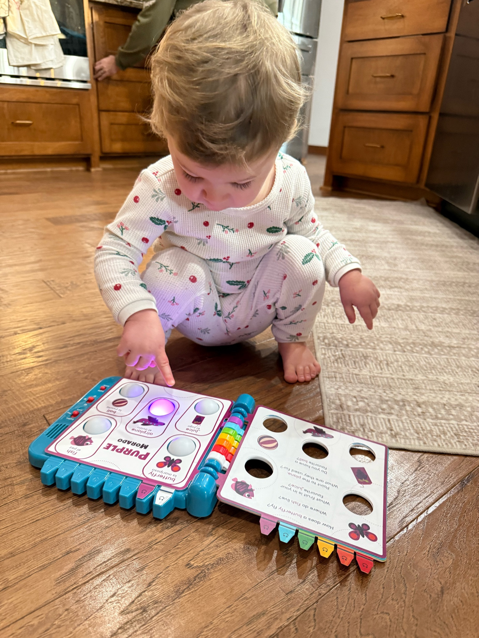 target / pop it book of colors ❤️💙💛💚💜

#LTKHoliday #LTKKids #LTKGiftGuide