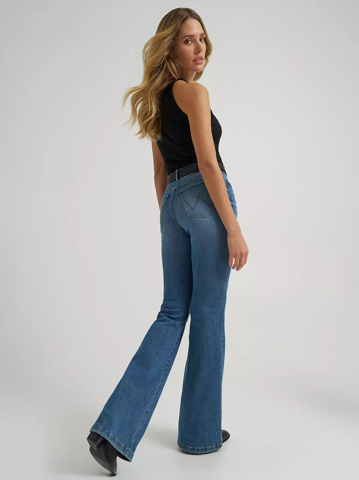 Women's Wrangler BESPOKE High Rise Flare Jean | Wrangler