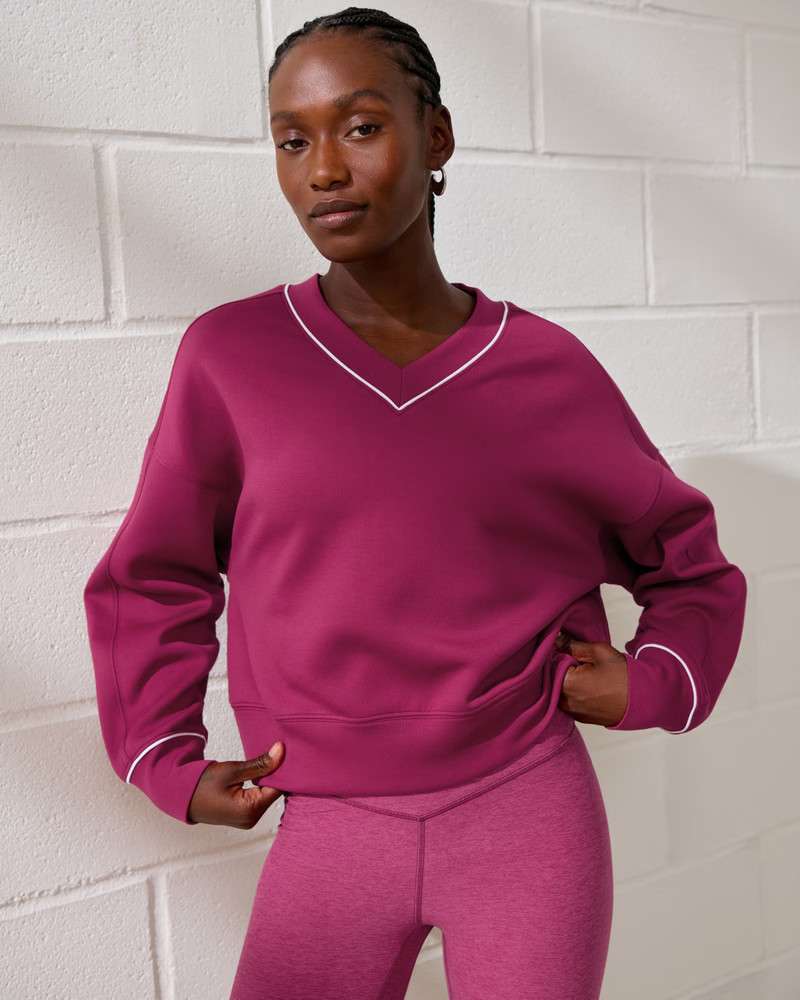 YPB neoKNIT V-Neck | Abercrombie & Fitch (US)